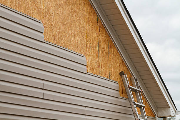 24/7 Emergency Siding Repair experts in Graham, TX